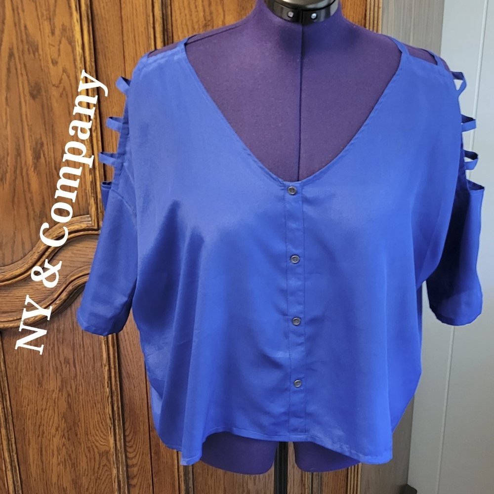 NY & Co royal blue silk cut out shoulder 3/4 wing sleeve crop top sz: M/L